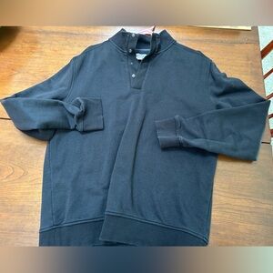 VanHeusen Charcoal black Long Sleeve pullover 4 snap Shirt. Ex cond, Medium.